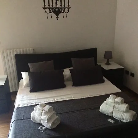 לינה וארוחת בוקר Del Salento Exclusive 4*